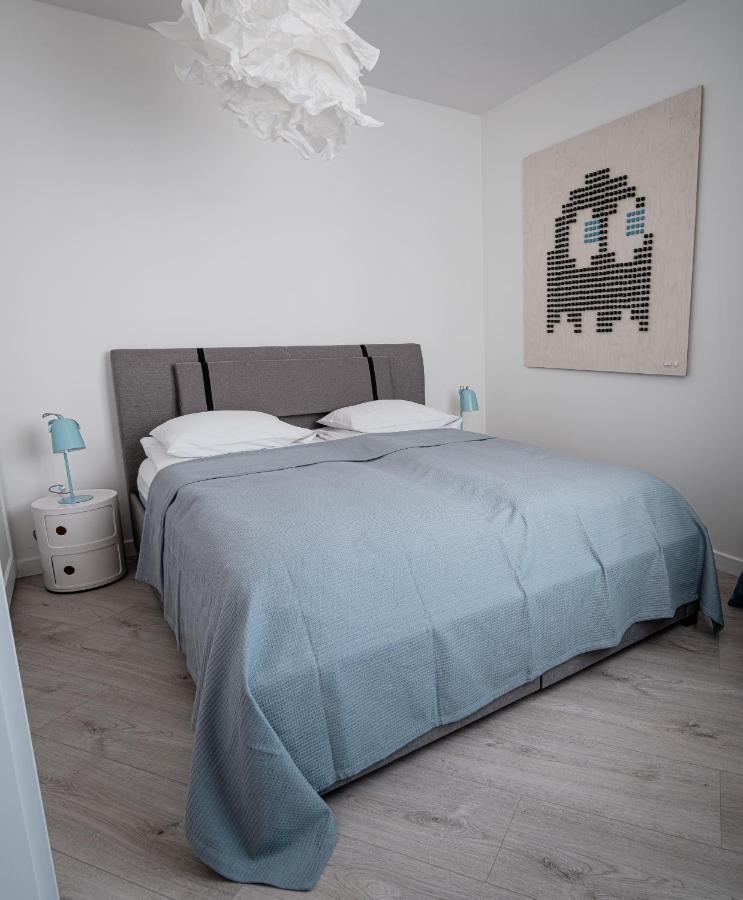 Homewell Apartments Game And Movie Poznań Buitenkant foto