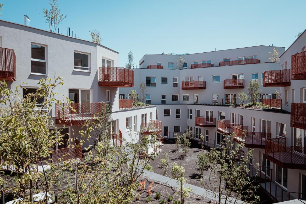 Homewell Apartments Game And Movie Poznań Buitenkant foto